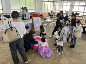 田川「いいかねパレット」のマルシェが1周年　過去最多の8店出店